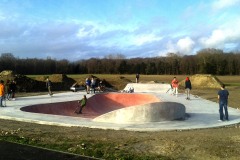 BEAUMONT-EN-VERON skatepark