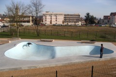 BOURGOIN-JALLIEU skatepark