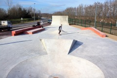 THAON-LES-VOSGES skatepark